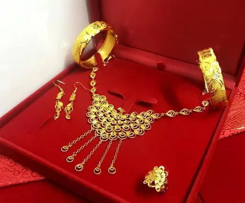 心理測(cè)試 你會(huì)買哪套黃金首飾 測(cè)測(cè)你是不是很旺夫