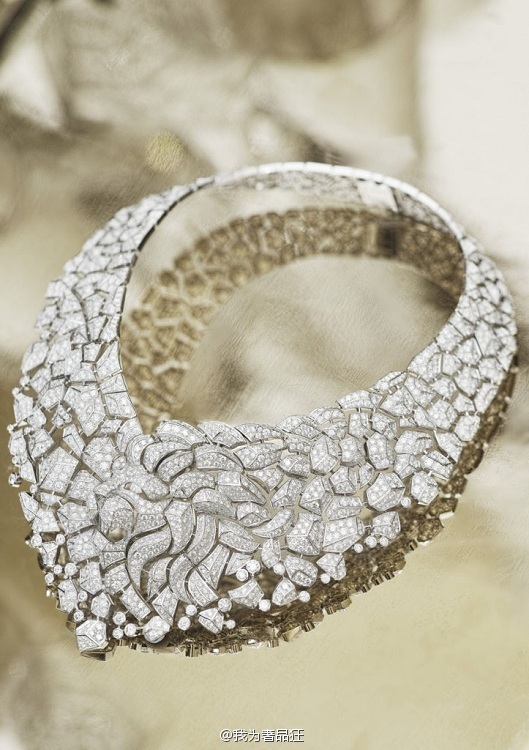 黃金鉆石首飾圖片產(chǎn)品工業(yè)素材免費下載(圖片編號:8539.